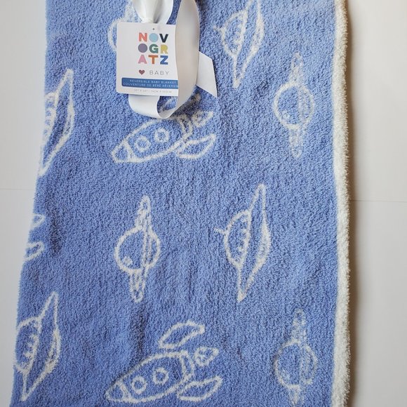 BNWT NOVOGRATZ Spaceships Blue White Soft Fuzzy Reversible Baby Blanket science - Picture 5 of 6